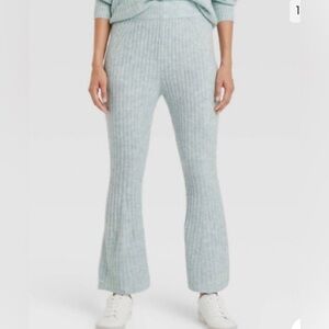 A new day women's light blue ribbed cozy flared sweater pants size XXL